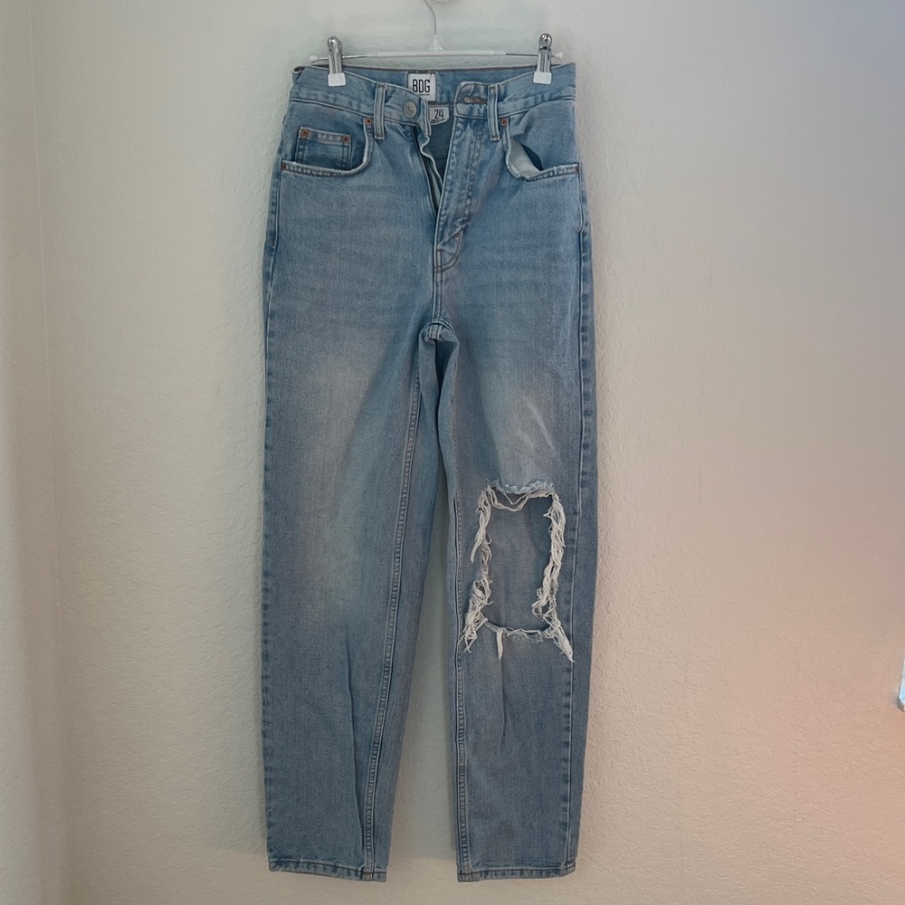 BDG BY URBAN OUTFITTERS Blue Distressed Jeans